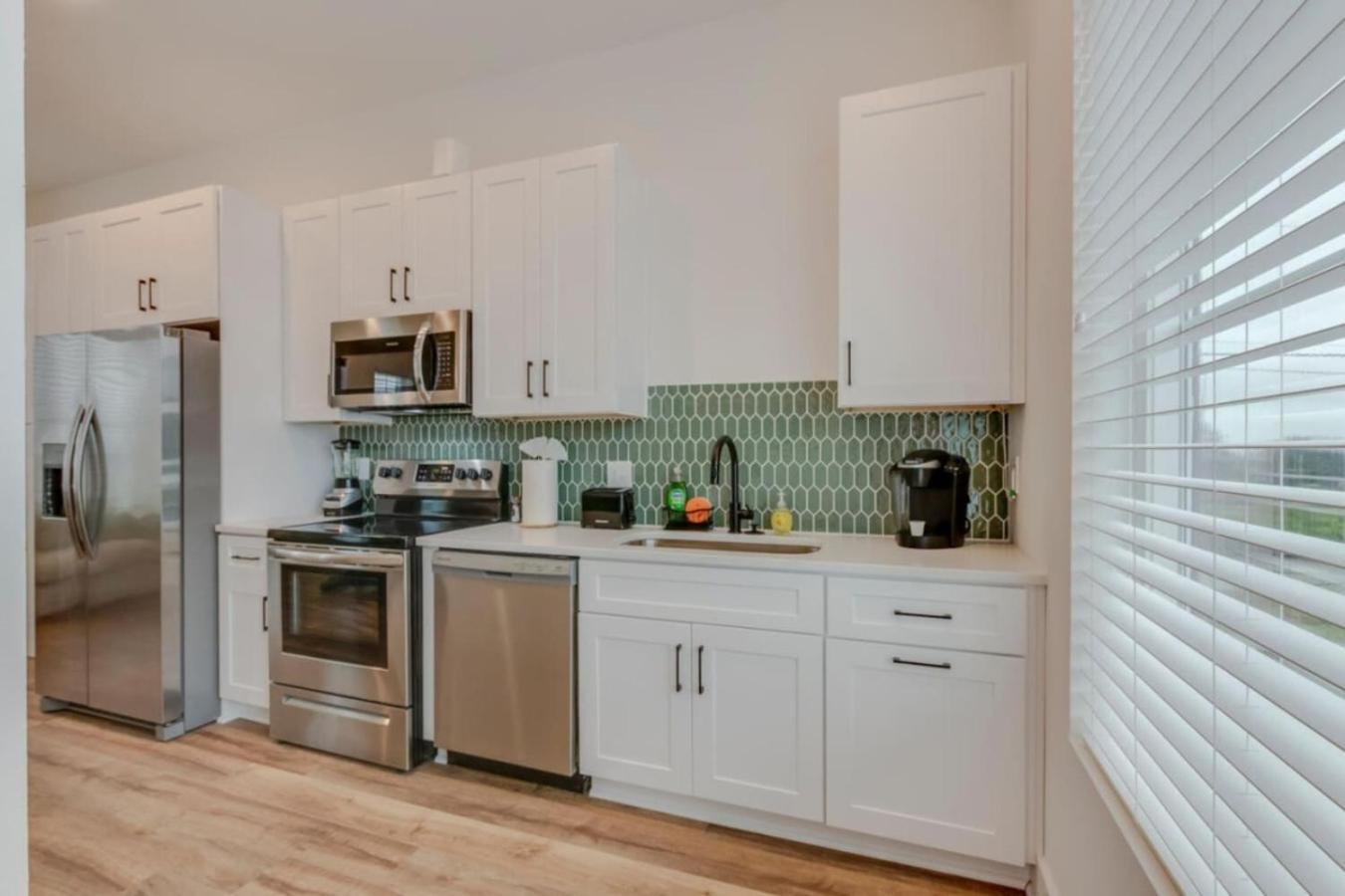 Jazz Junction 2 Bedrooms 5 Beds 7 Mins To Broadway