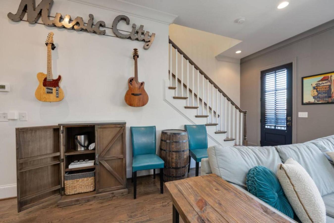 Holiday home Weho Indie 3 Bedroom 3 Bath Just 1.3 Miles To Geodis *