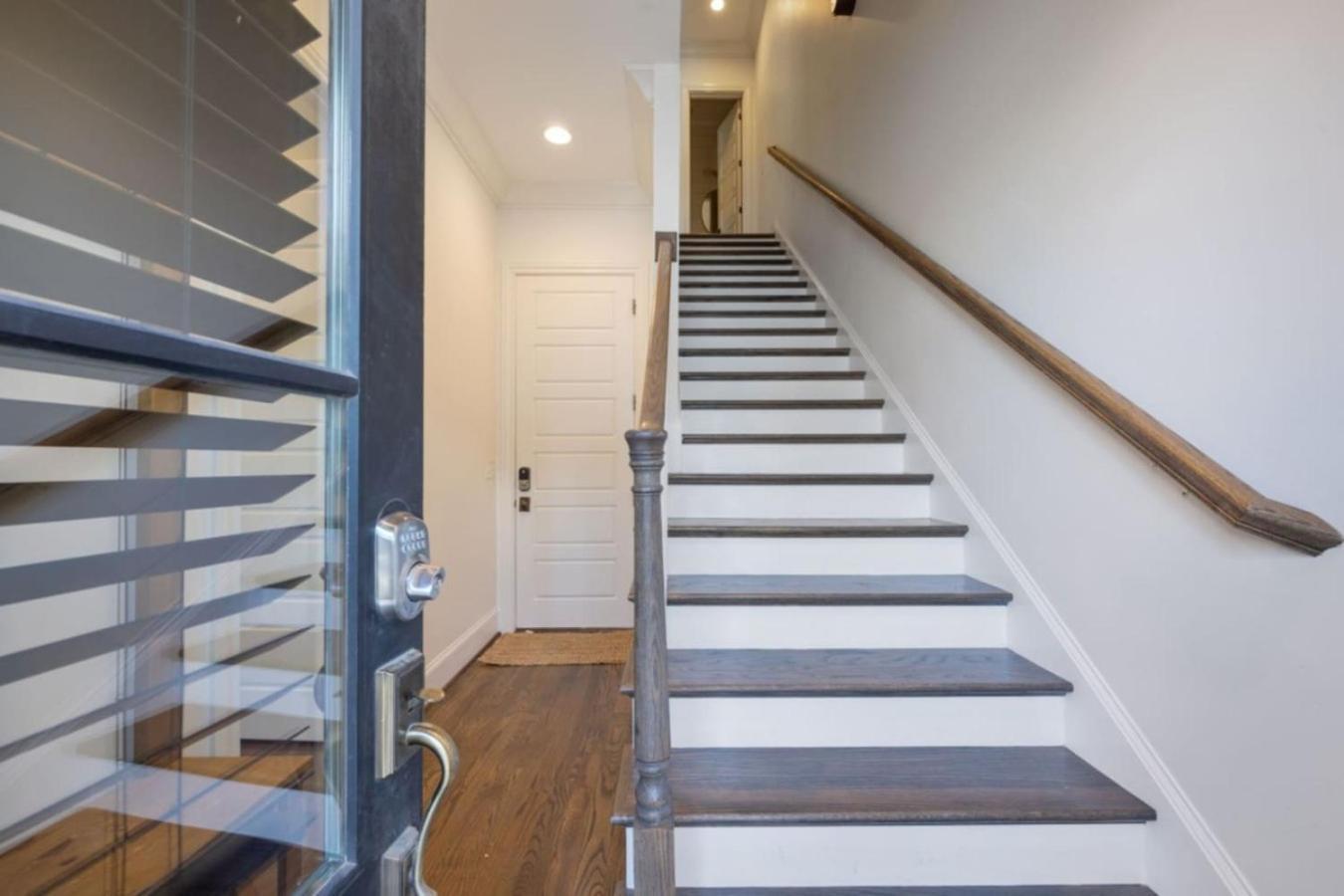 Holiday home Weho Indie 3 Bedroom 3 Bath Just 1.3 Miles To Geodis *