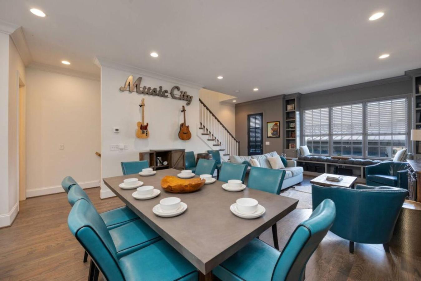 Weho Indie 3 Bedroom 3 Bath Just 1.3 Miles To Geodis Nashville
