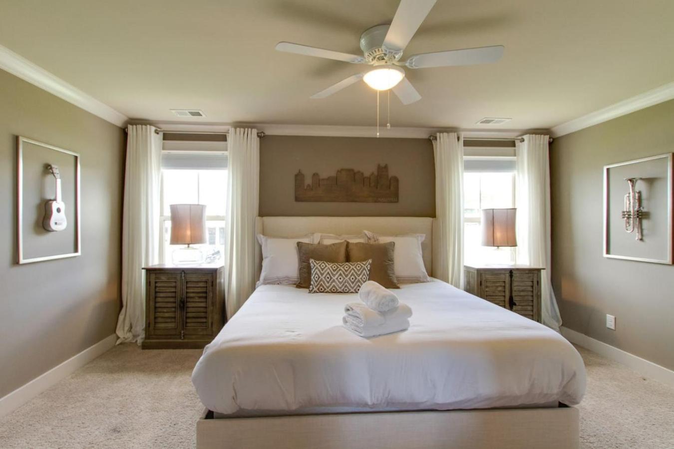 Downtown Dream Extra Bedding Minutes To Broadway