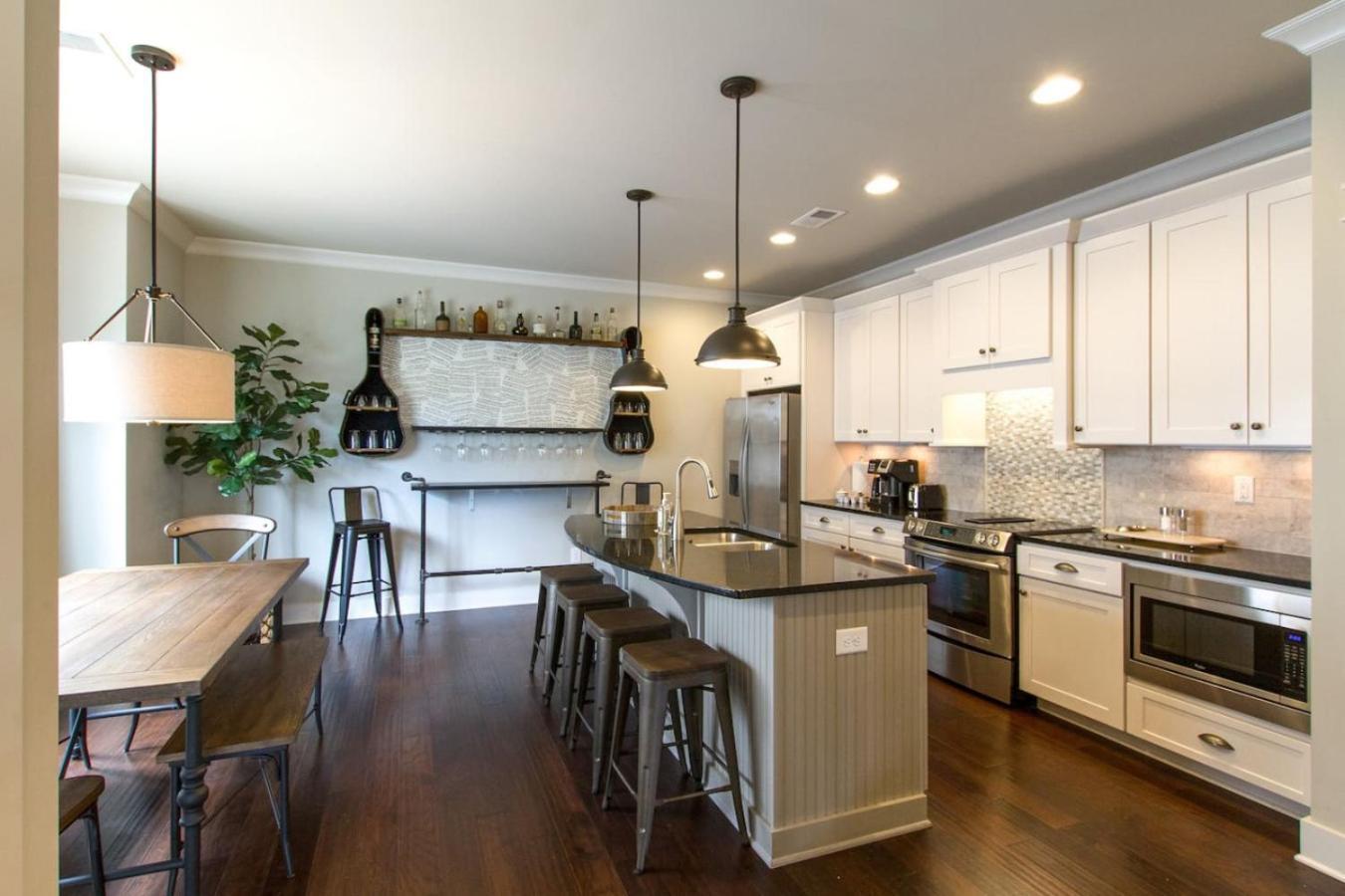 Downtown Dream Extra Bedding Minutes To Broadway Nashville