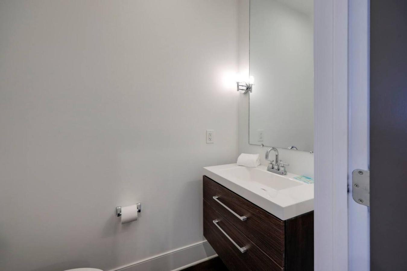 Double Townhomes Elegant Design Big Groups *