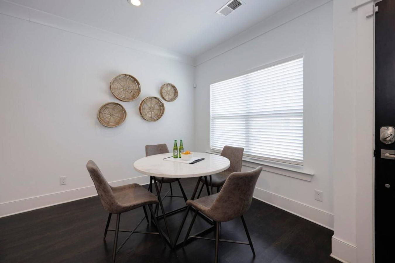 Holiday home Double Townhomes Elegant Design Big Groups Nashville