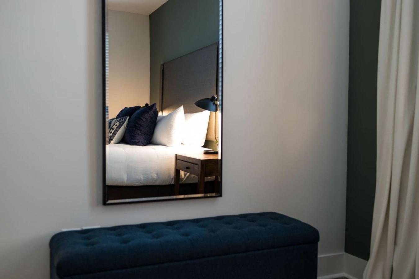 Premier Townhome East Minutes Downtown