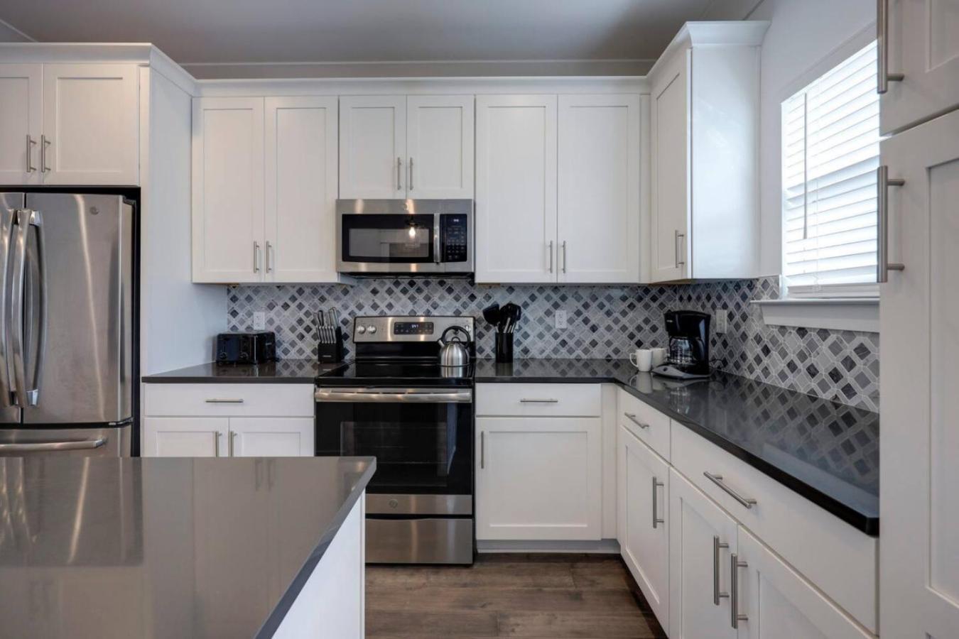 Holiday home Two Gorgeous Homes Twenty Guests Amazing Location