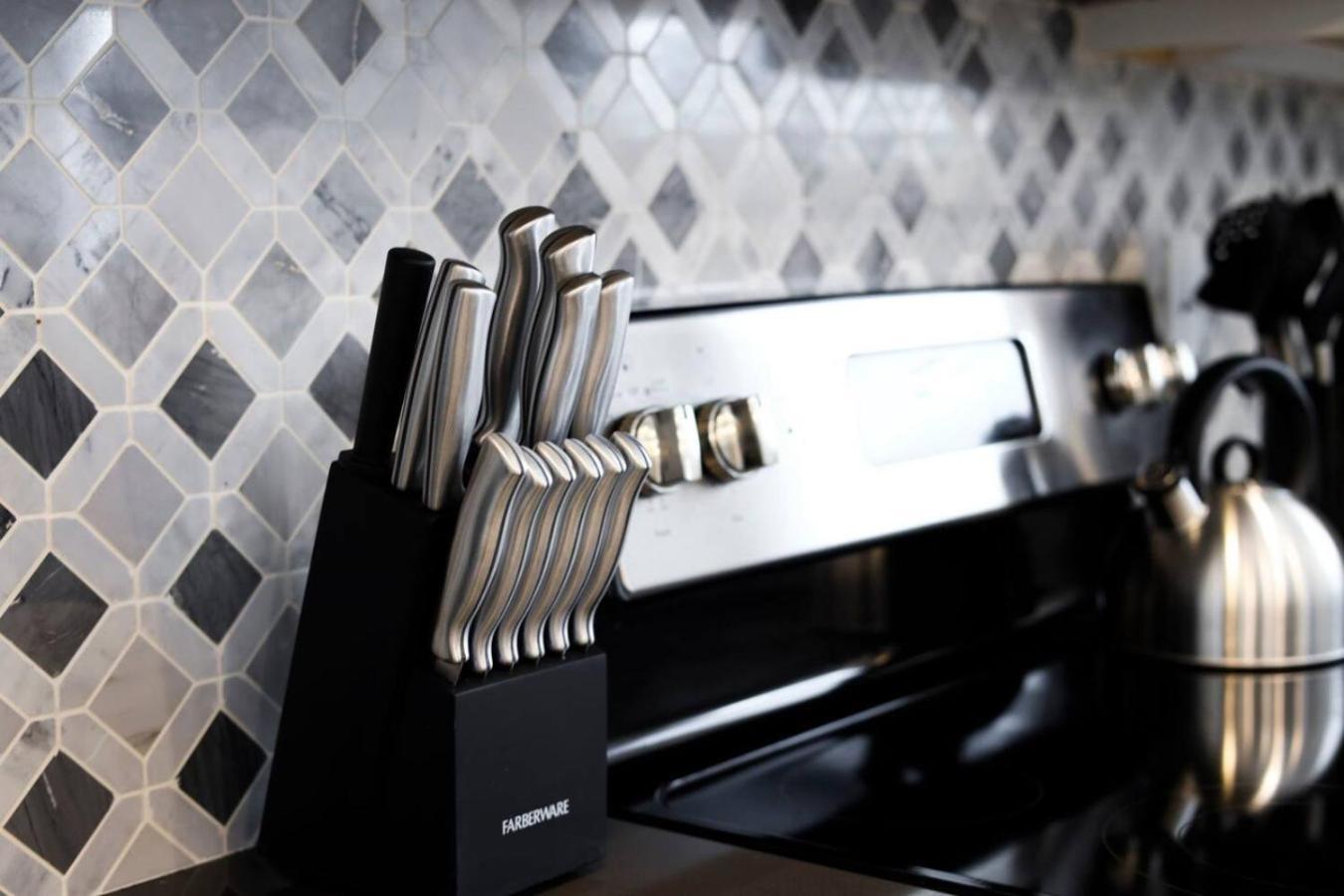 Two Gorgeous Homes Twenty Guests Amazing Location Holiday home *