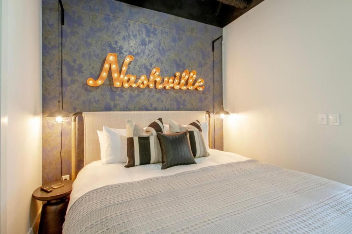 Stylish Haven In South Apartment Nashville