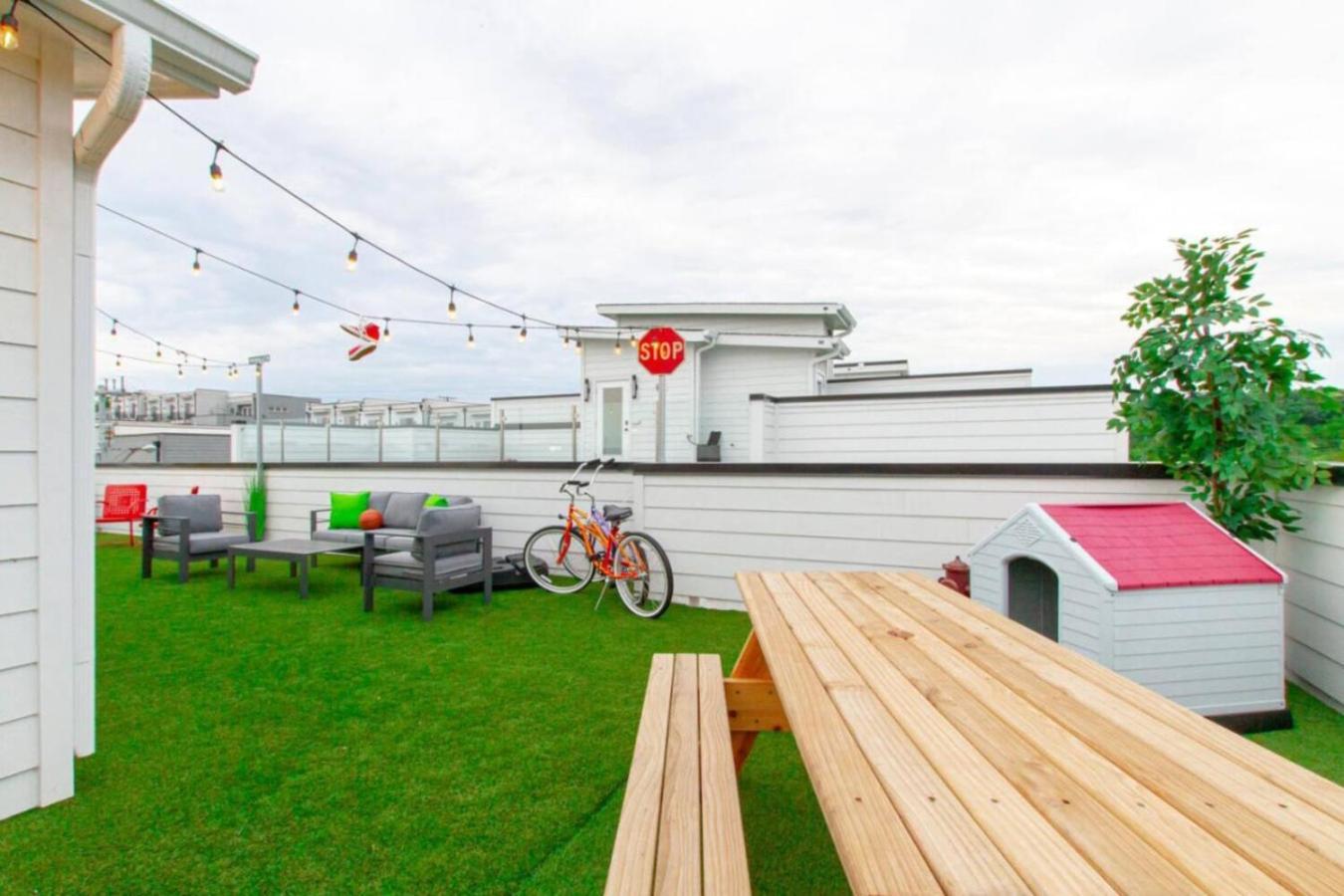 The Ultimate Hip-hop Haven With Rooftop Patio *