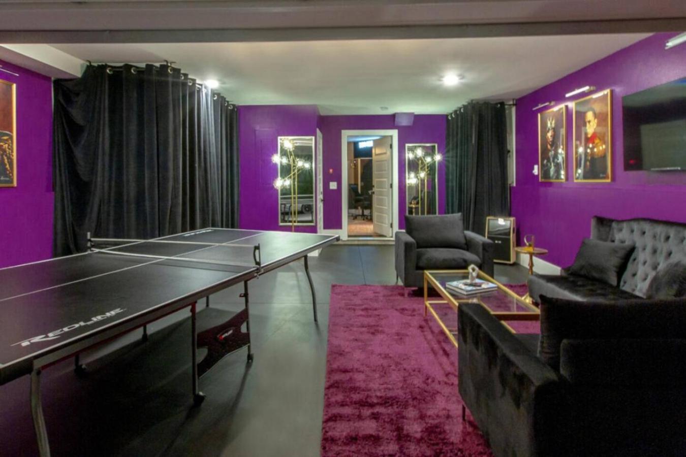 The Ultimate Hip-hop Haven With Rooftop Patio Holiday home Nashville