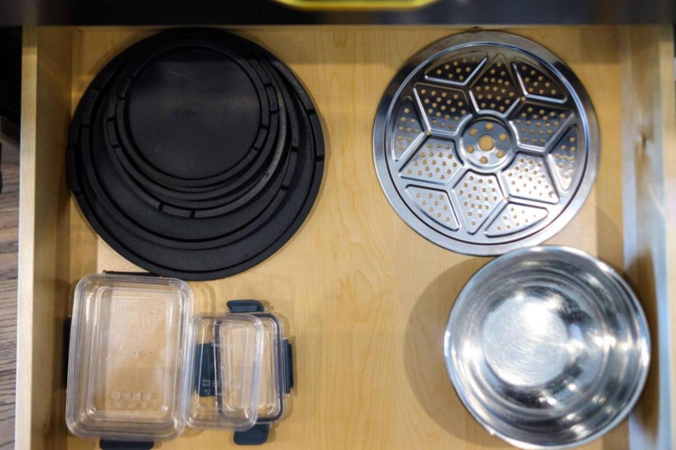 Metro Charm - Rooftop Lounge - Hot Tub Holiday home Nashville