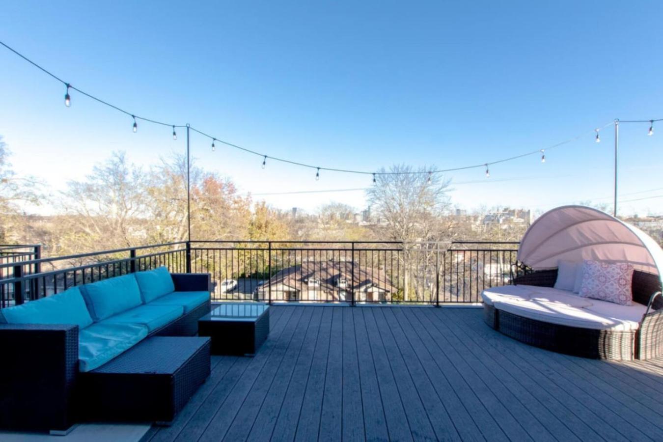 Spacious And Modern 2 Rooftops Stage Games And Nashville