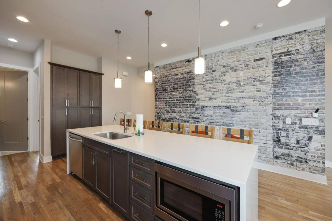 Holiday home Two Townhomes - Hot Tubs And Rooftop Balconies