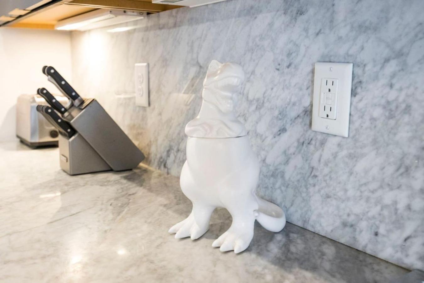 Luxury Double Townhomes With Two Huge Sky Rooftops