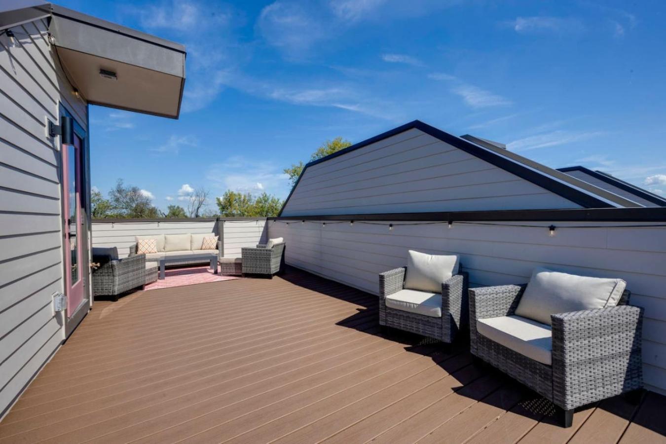 Hey Dolly Denim Dual Townhomes Holiday home