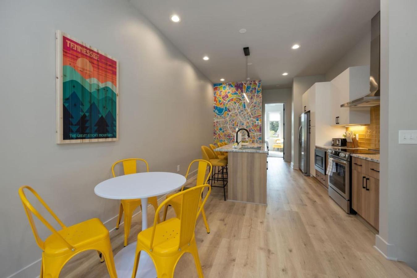 Hey Dolly Denim Dual Townhomes * Nashville