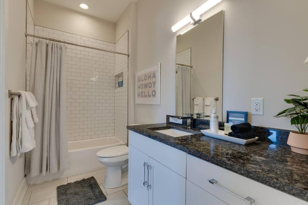 West End 4 Bd,4bath Walk To Bars-close To Broadway Apartment Nashville