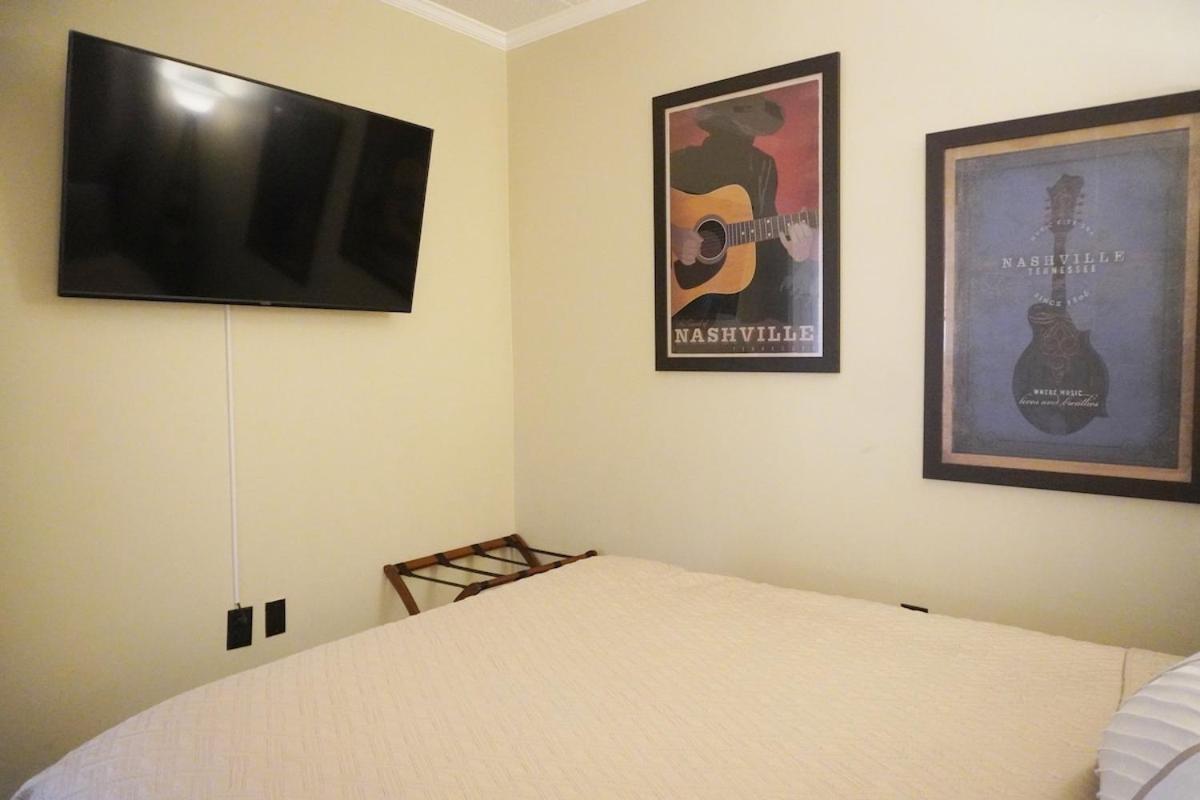 Nashville's Music Row Wants To You! *