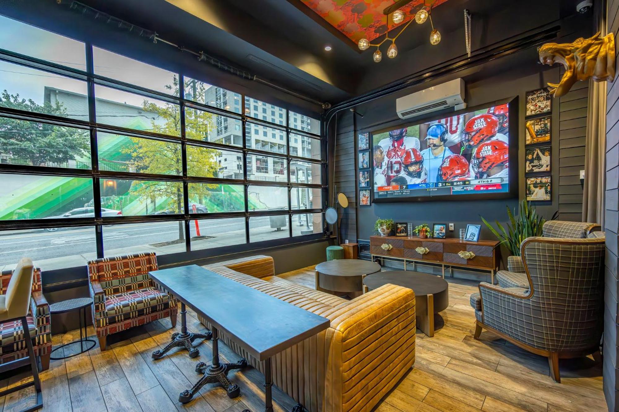 Hotel Holiday Inn & Suites Nashville Downtown - Broadway By Ihg Nashville