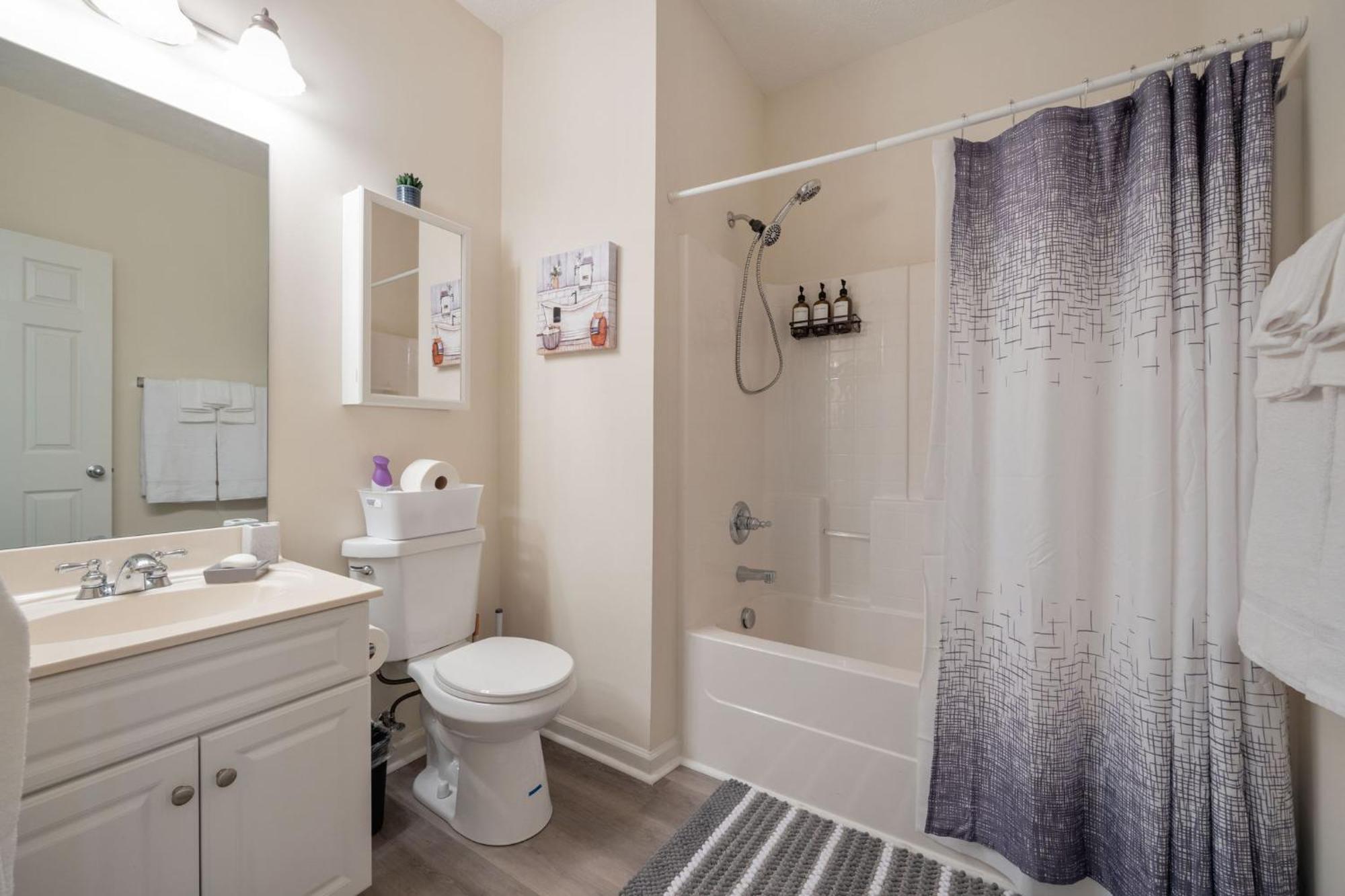 Getaway - Spacious & Comfortable! Guests It! Holiday home