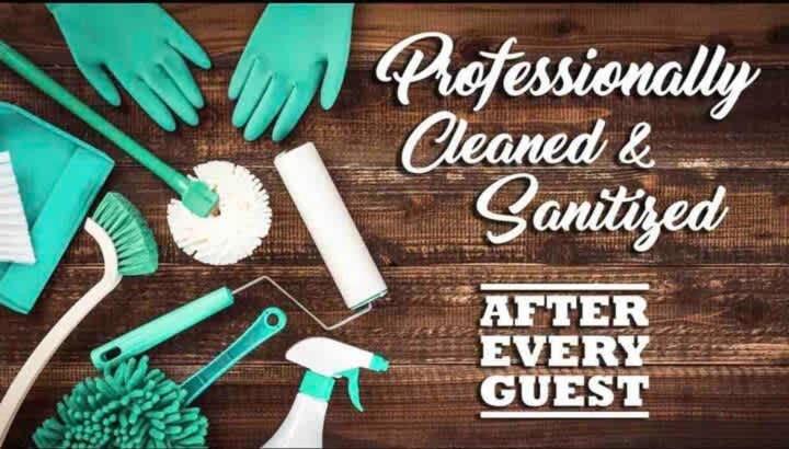 Rare Gem Near Downtown-sleeps 10 Nashville