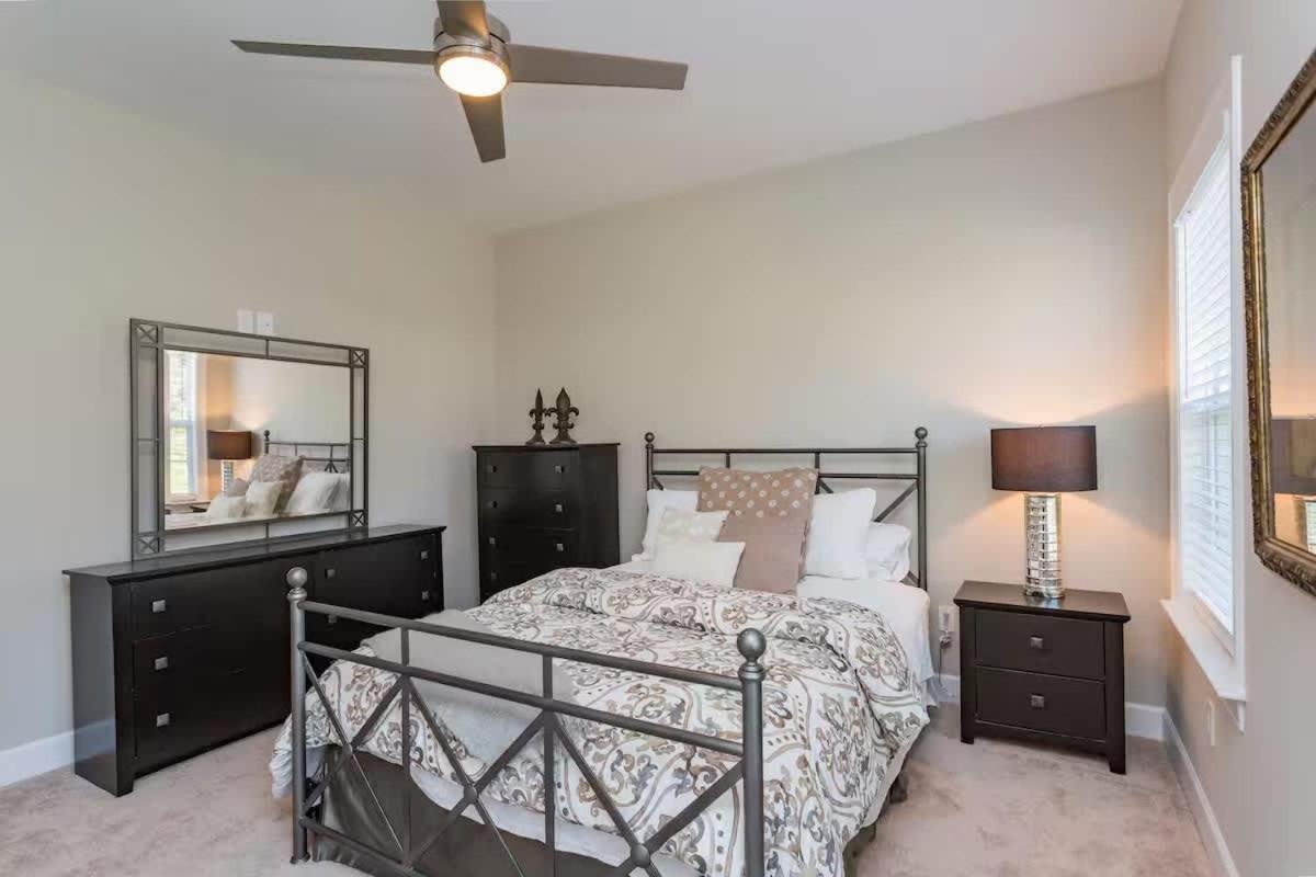 Spacious Sleep12 Holiday home *