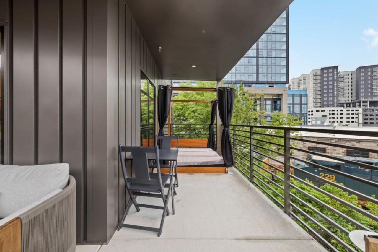 Skyline Glory - With Pool In Downtown Holiday home Nashville