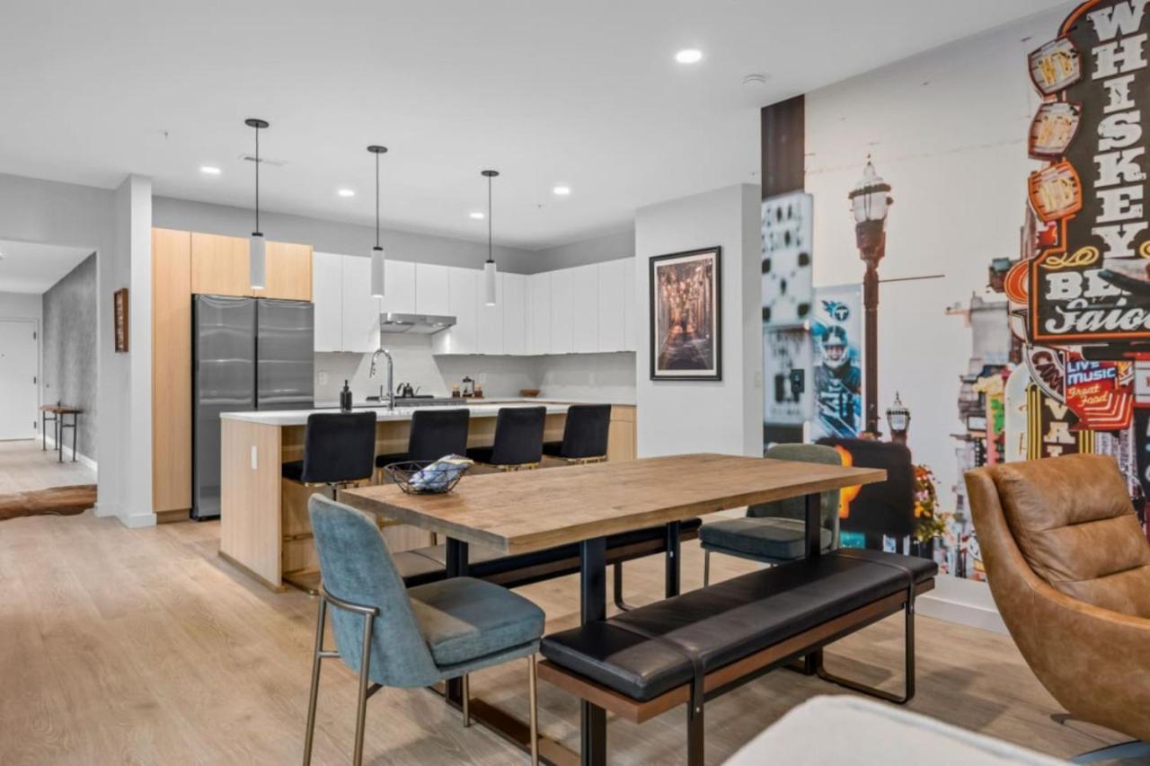 Skyline Glory - With Pool In Downtown Holiday home *