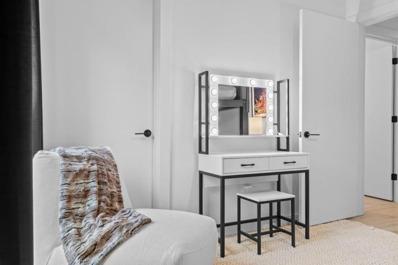 Skyline Glory - With Pool In Downtown Holiday home Nashville