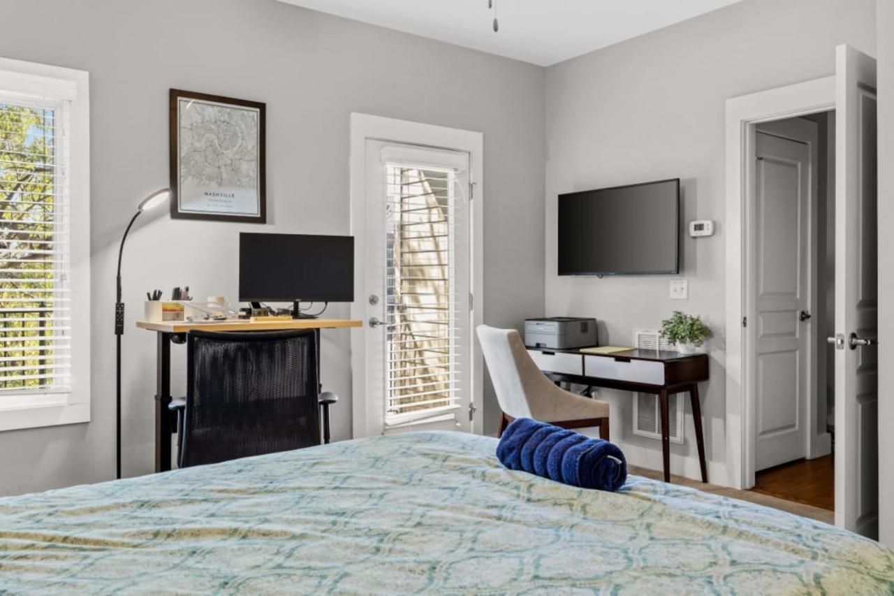 Holiday home I Near Music Row Free Parking *