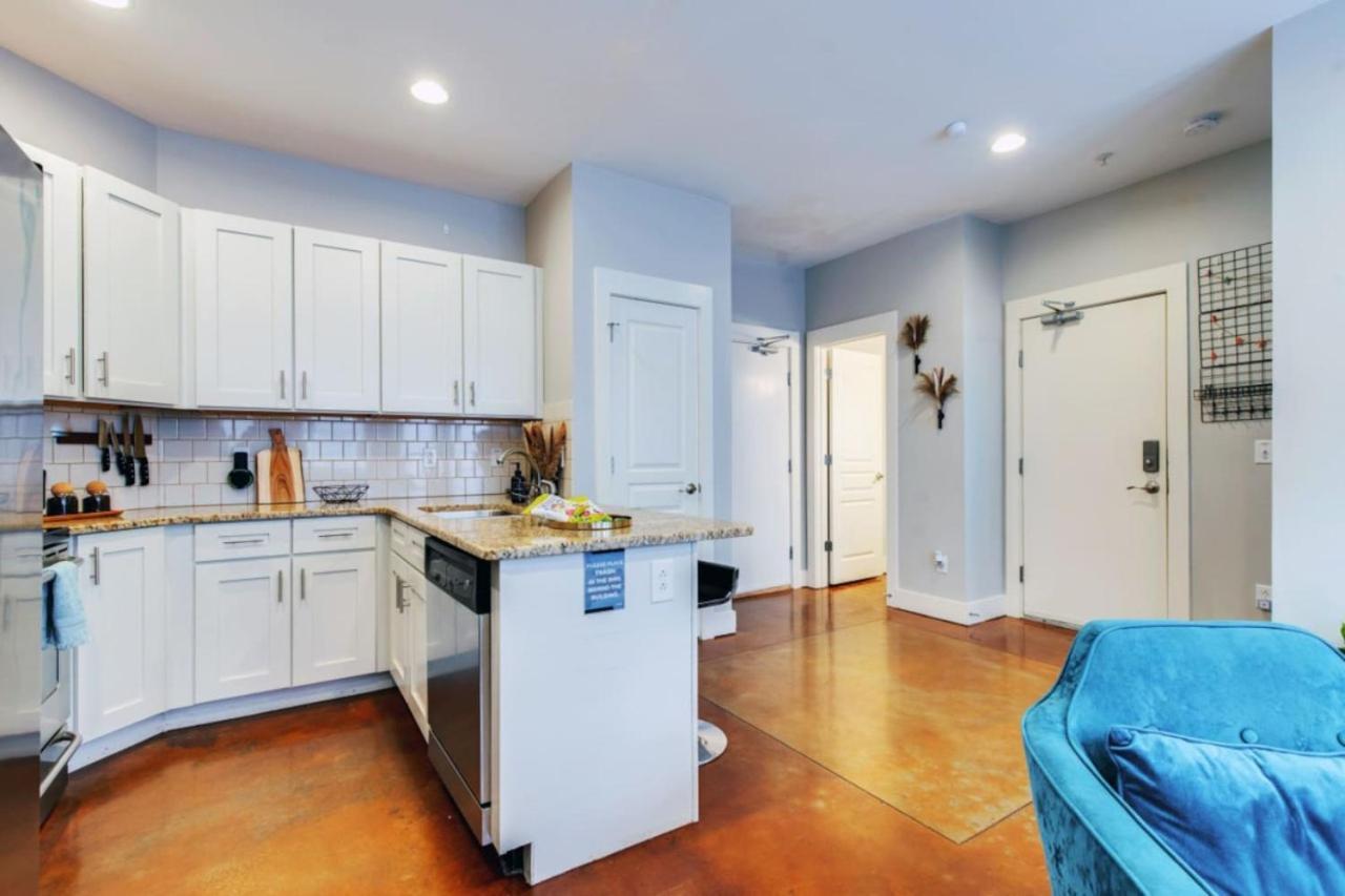 Guitar Groove King Beds Free Pking Near Music Row Holiday home Nashville