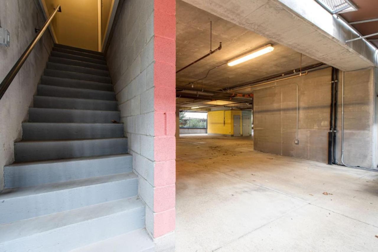 Cashville Near Music Row Private Balcony Holiday home