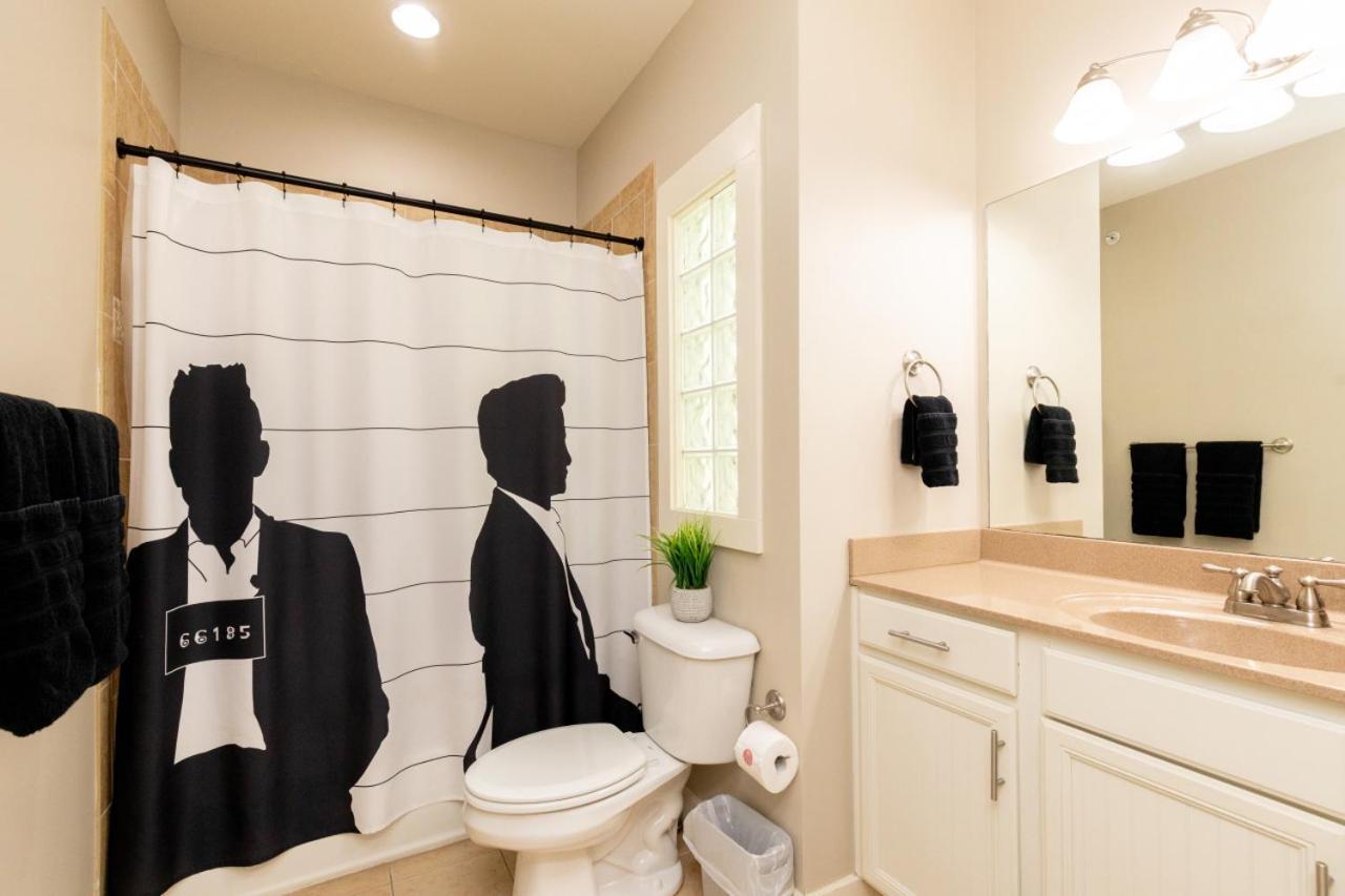 Cashville Near Music Row Private Balcony Nashville