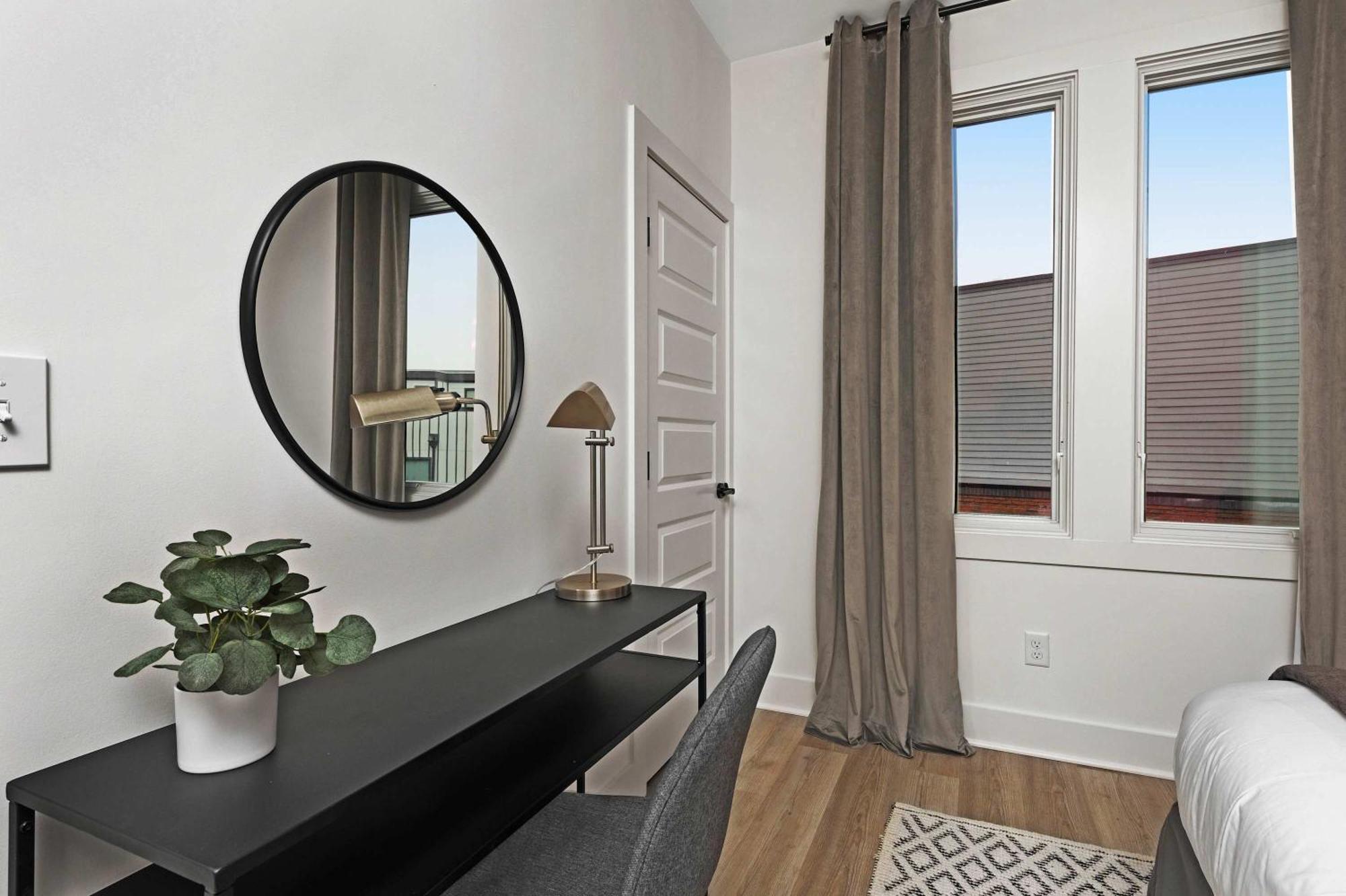 The Camellia - Rooftop Patio & Dog Friendly! Holiday home *
