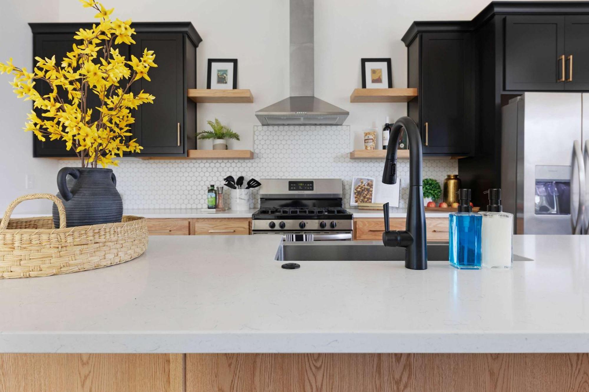 The Aster - Rooftop Patio 2 Miles To Broadway * Nashville