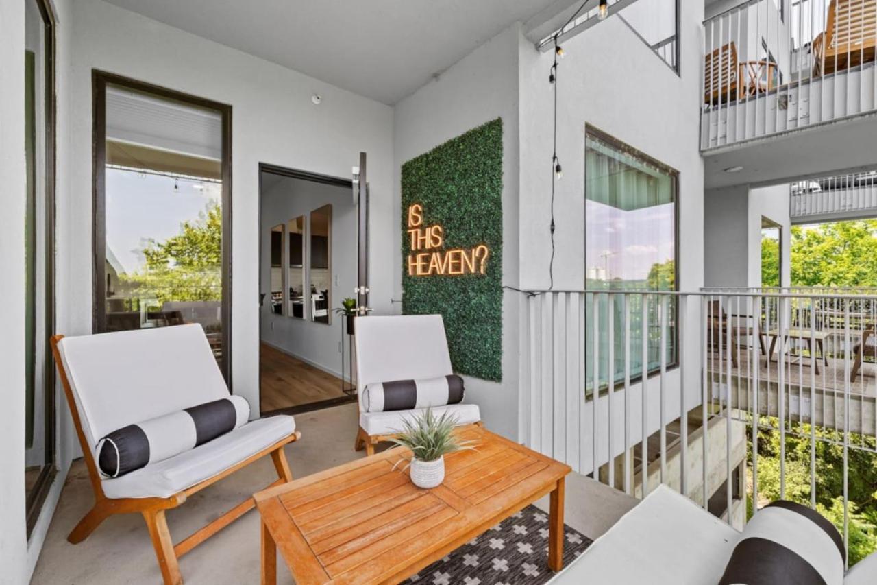 On The River - River Views Walk To Broadway