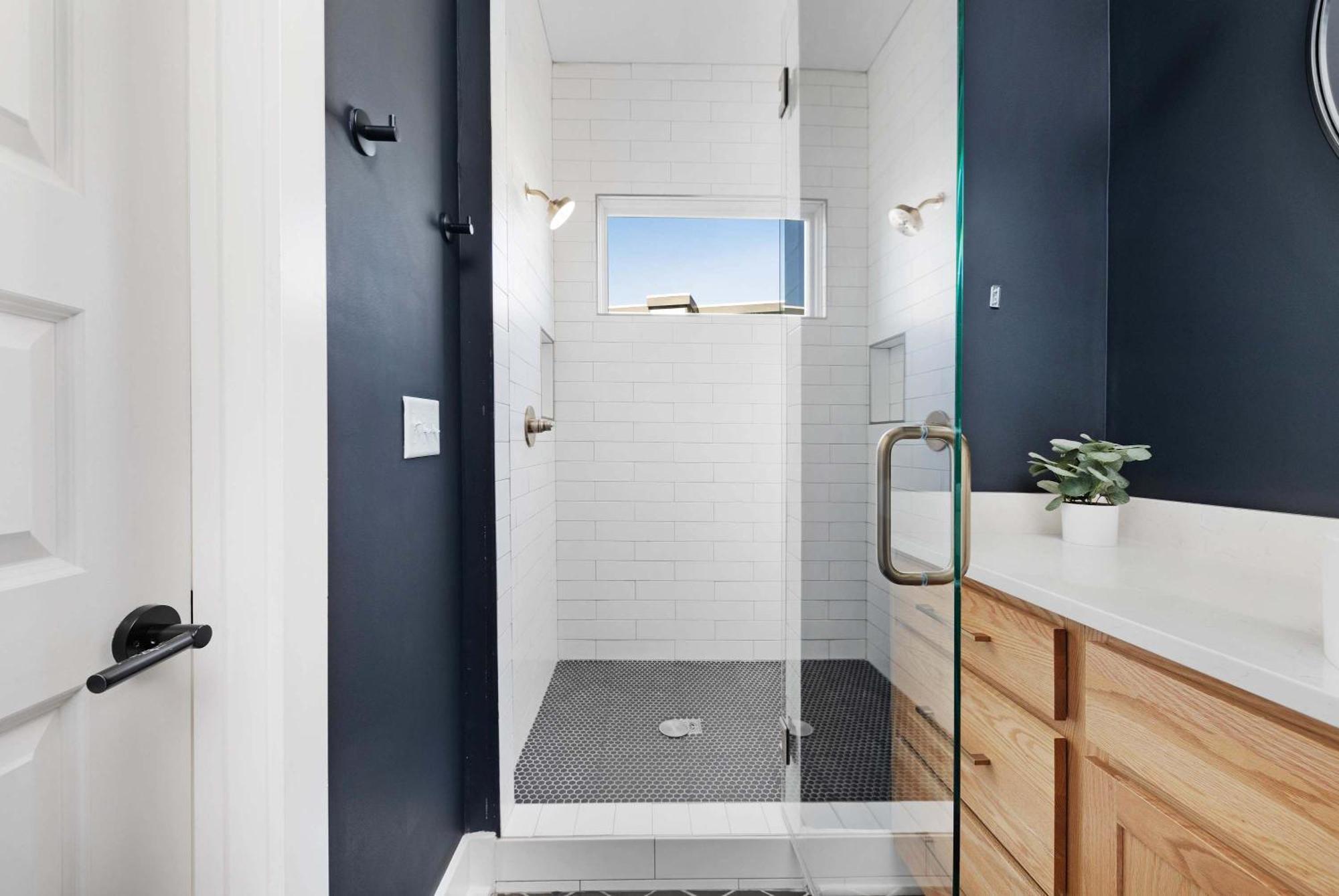 The Sunflower - Mins To Broadway And Rooftop Patio! * Nashville