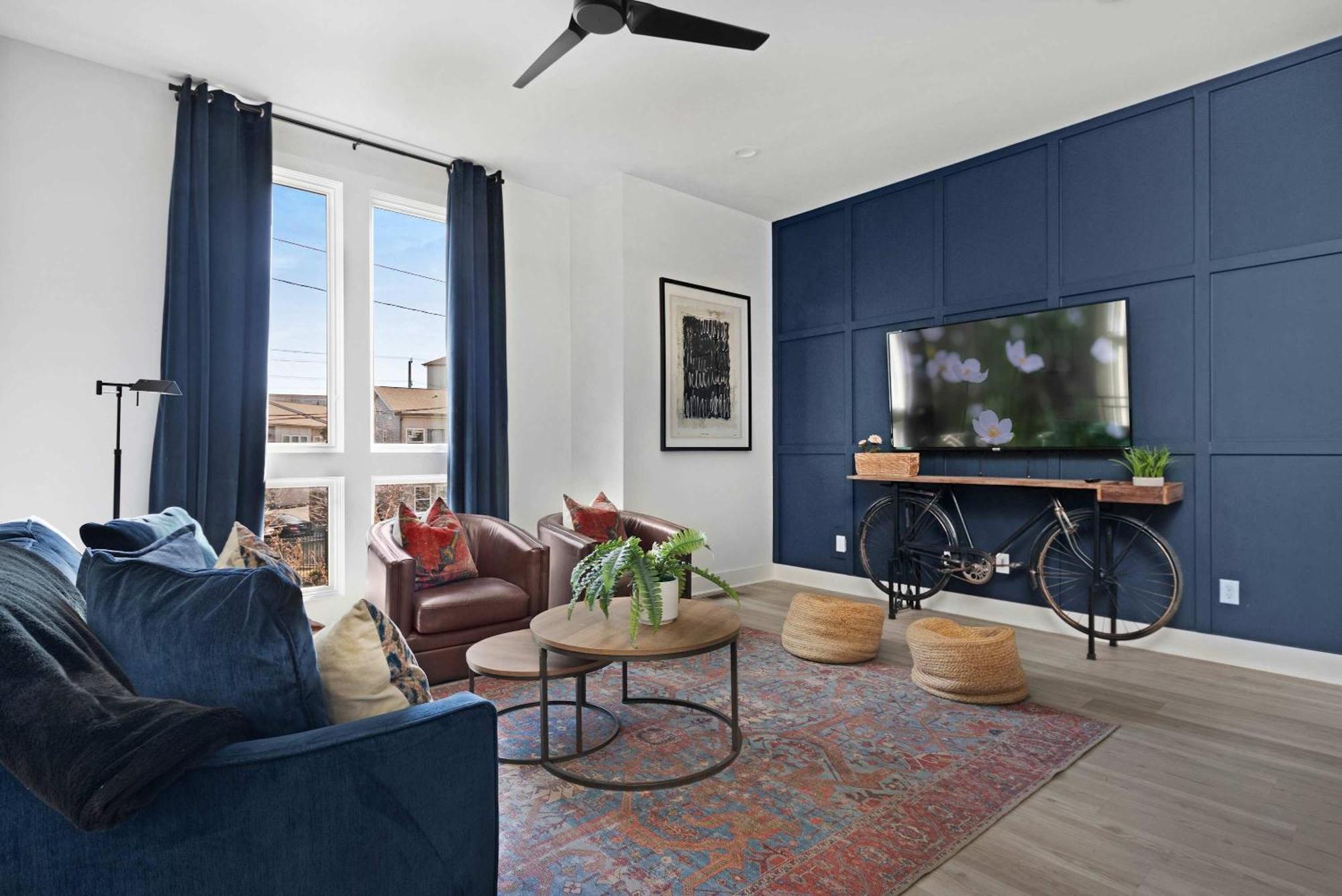 The Trillium - Beautifully Designed With Rooftop *