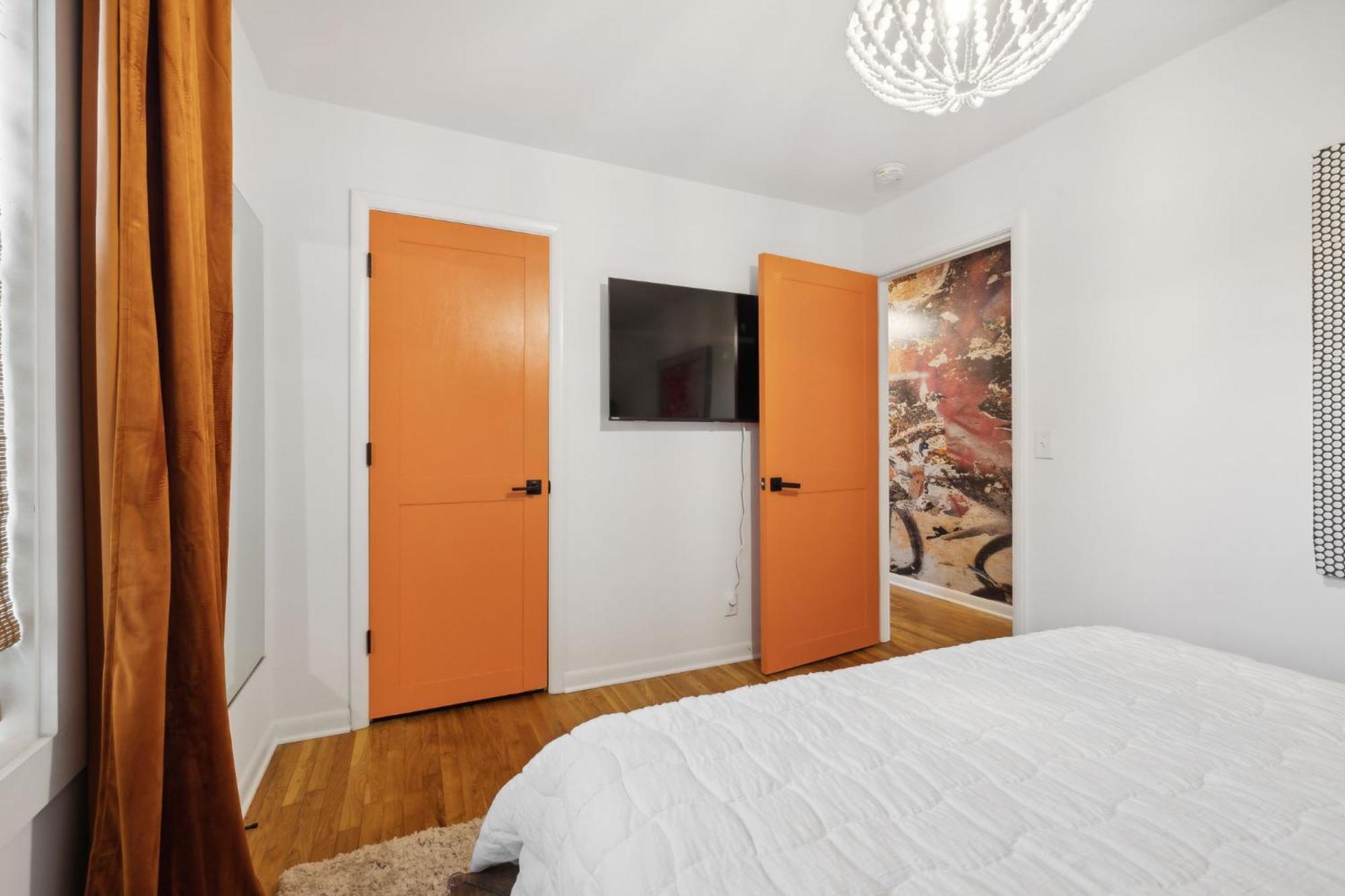 Vibey Unit In Duplex * Nashville