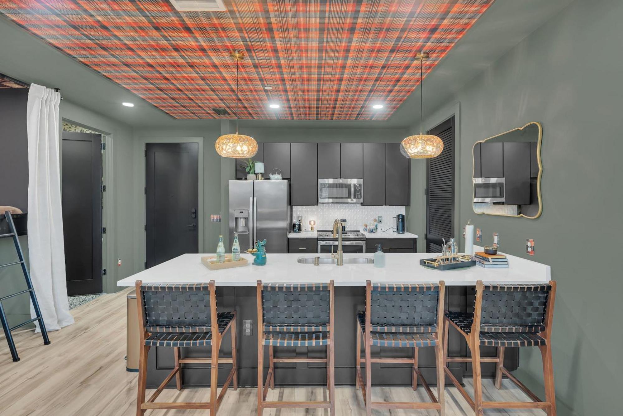 Apartment The Lounge Close To Broadway