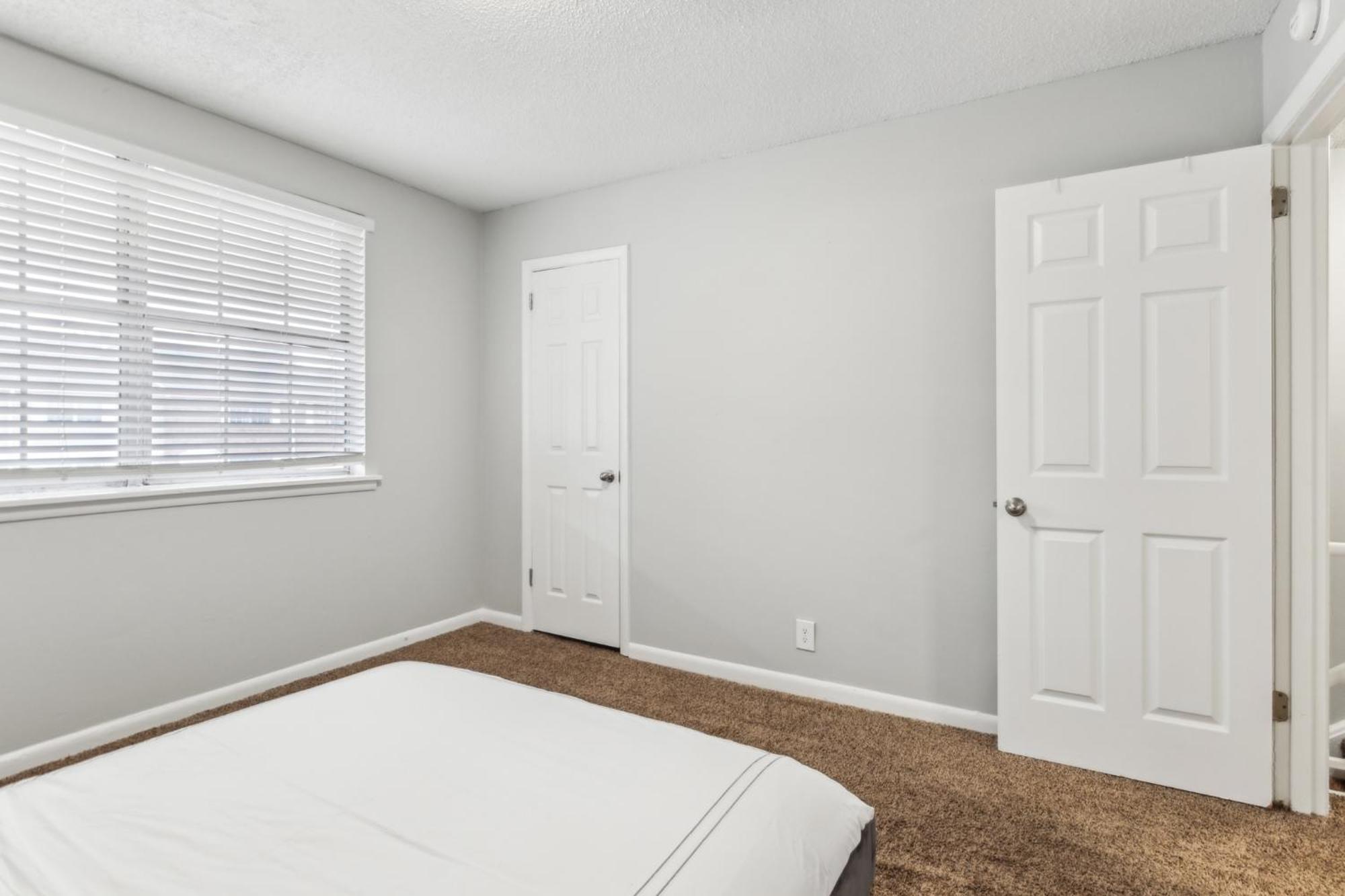 Brentwood U10 I Cozy & Comfy I 2bd I Free Parking Apartment *