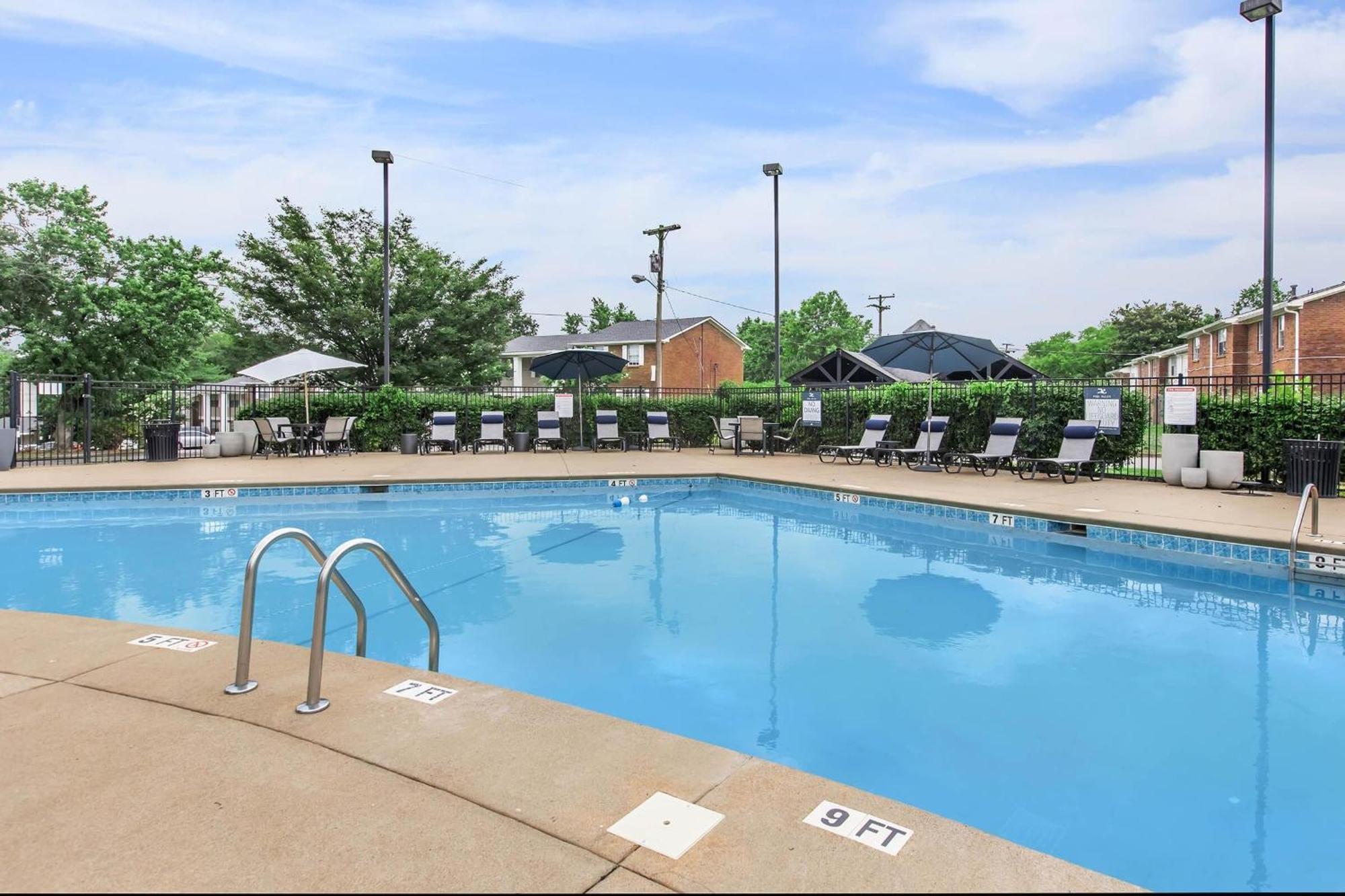 Brentwood S I Cozy & Comfy I 2bd 15 Bth Apartment *