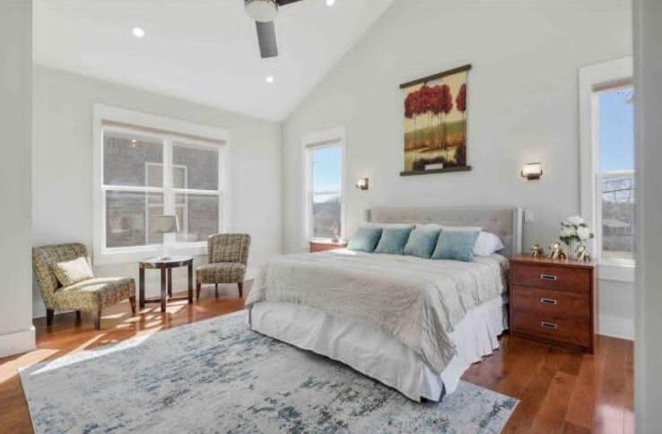 Downtown Luxury Sleeps 9 At Music Apartment