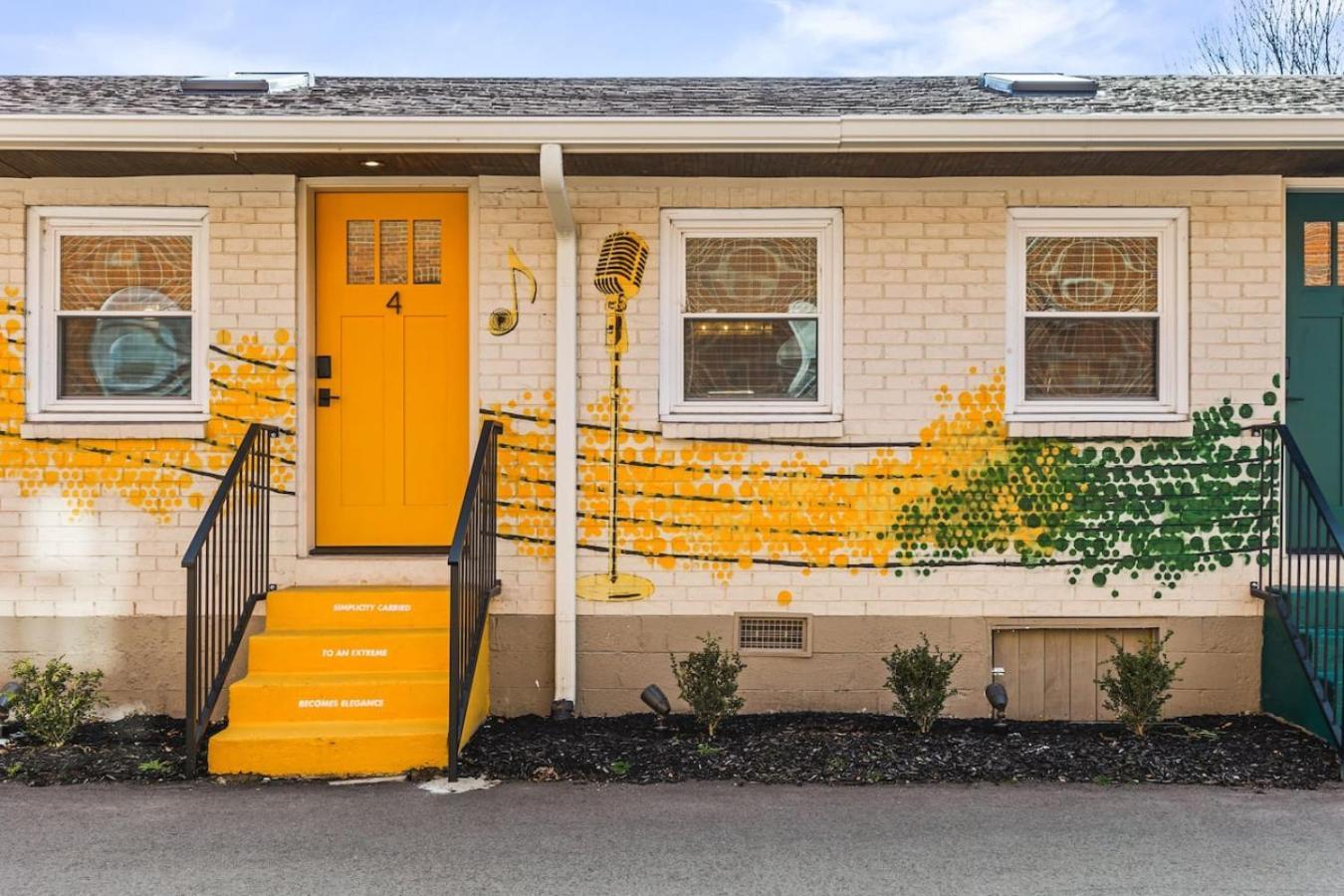 Mid-century Modern Near Restaurants, Coffee And Bars