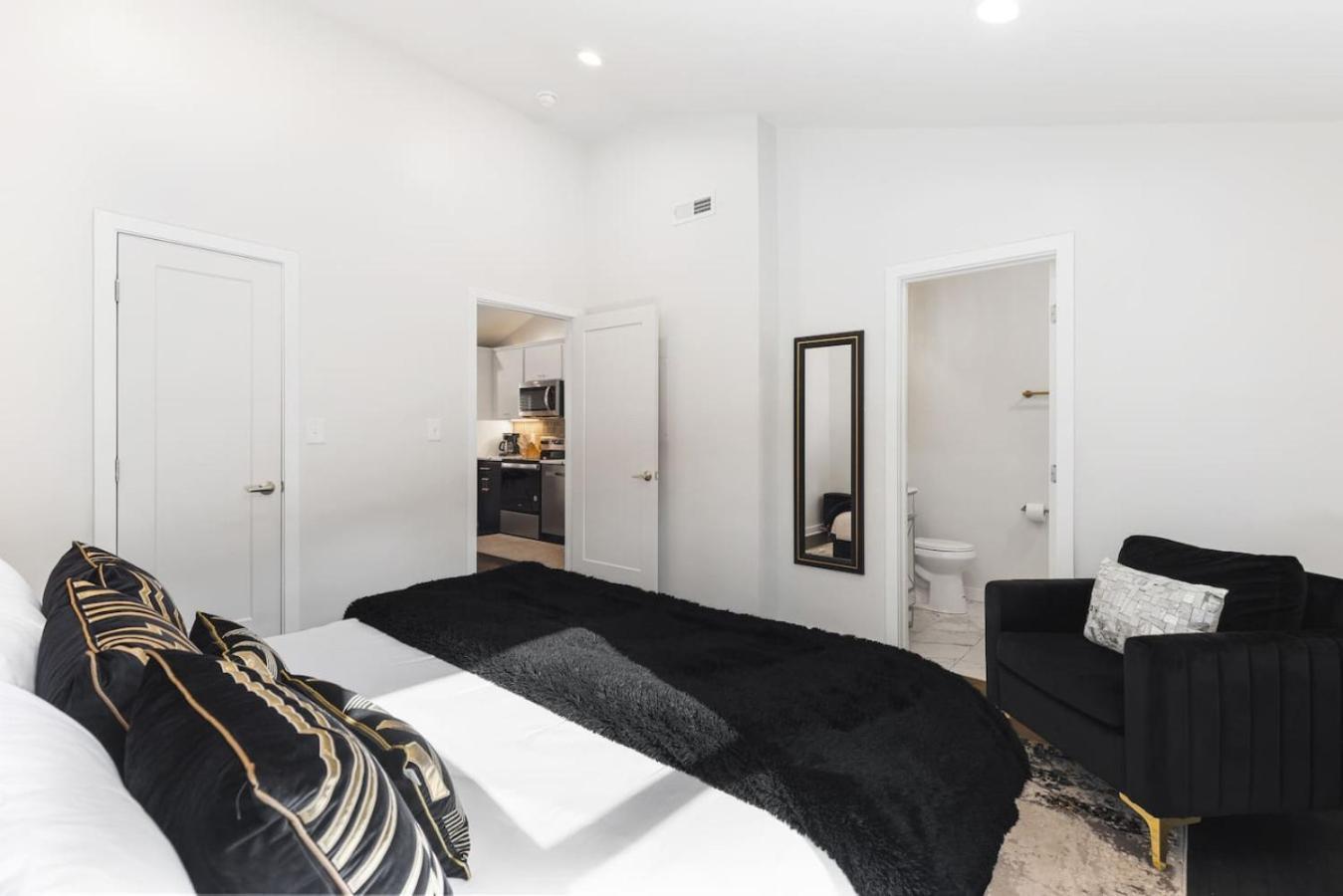 Vibrant Neon Near Restaurants, Coffee And Bars *