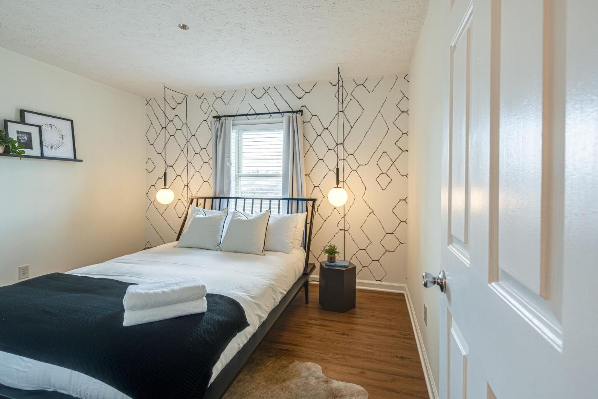 - 1808 State St #208 Holiday home