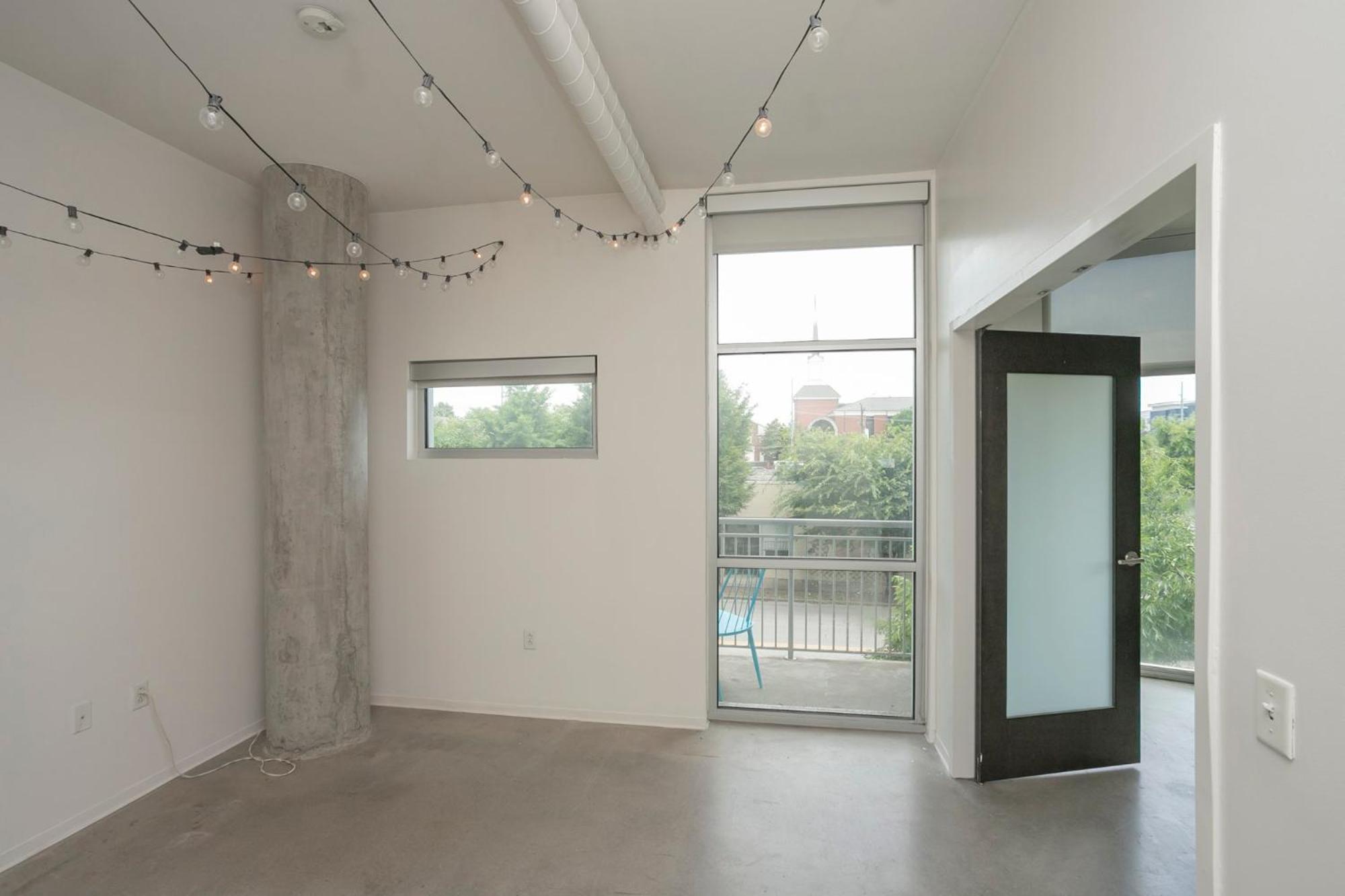 5m222- Unfurnished Amazing Layout Nashville