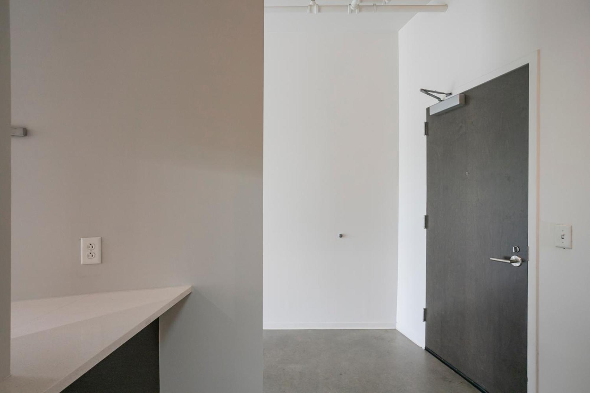 5m222- Unfurnished Amazing Layout Holiday home Nashville