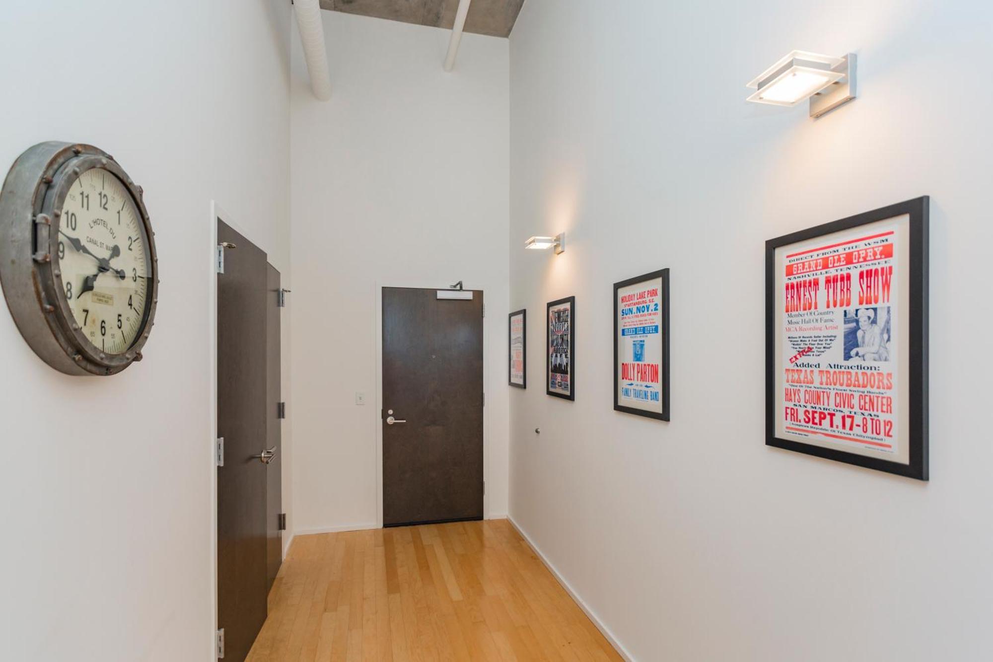 5m600- Two Bedroom Penthouse * Nashville