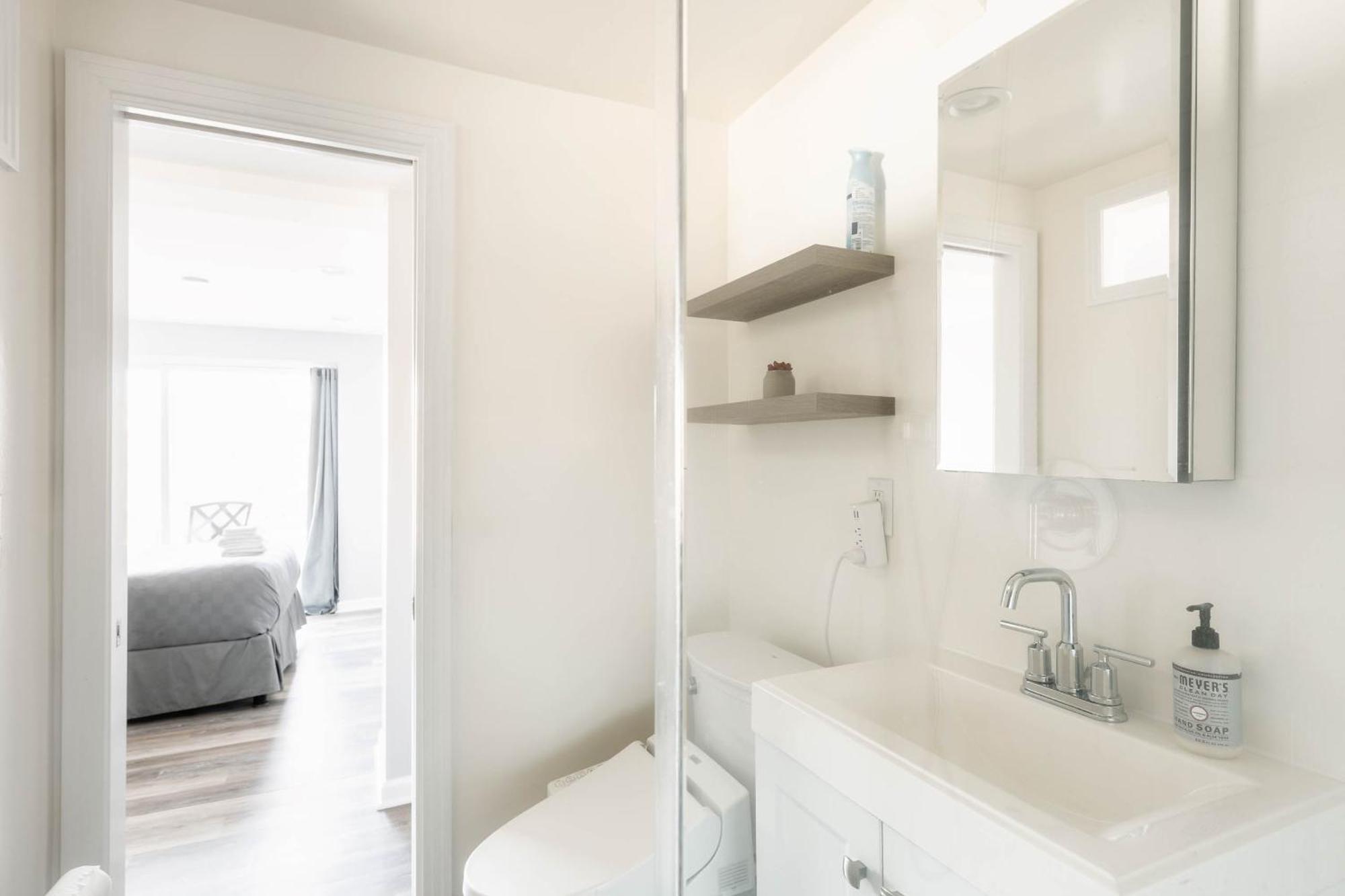 Private Haven - Minutes To Broadway, Bna Nashville